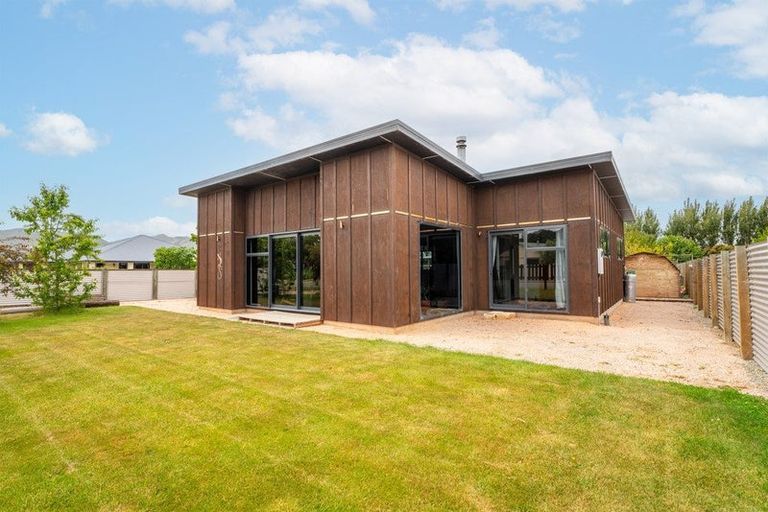 Photo of property in 41 Freyberg Avenue, Kurow, 9435