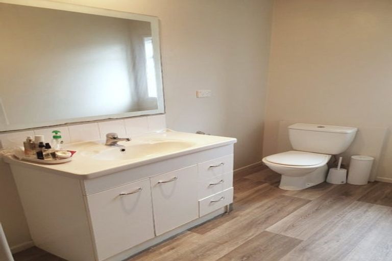 Photo of property in 13b Greensboro Street, Hamilton East, Hamilton, 3216