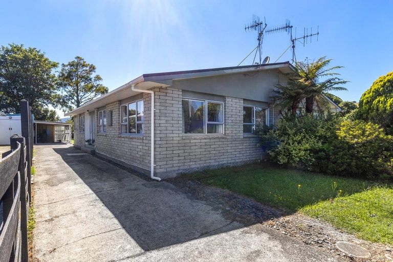 Photo of property in 16b Marere Avenue, Paraparaumu, 5032