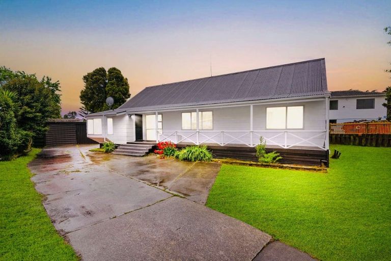 Photo of property in 20 Fairdale Avenue, Red Hill, Papakura, 2110