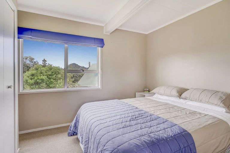 Photo of property in 4 Hardy Place, Cooks Beach, Whitianga, 3591