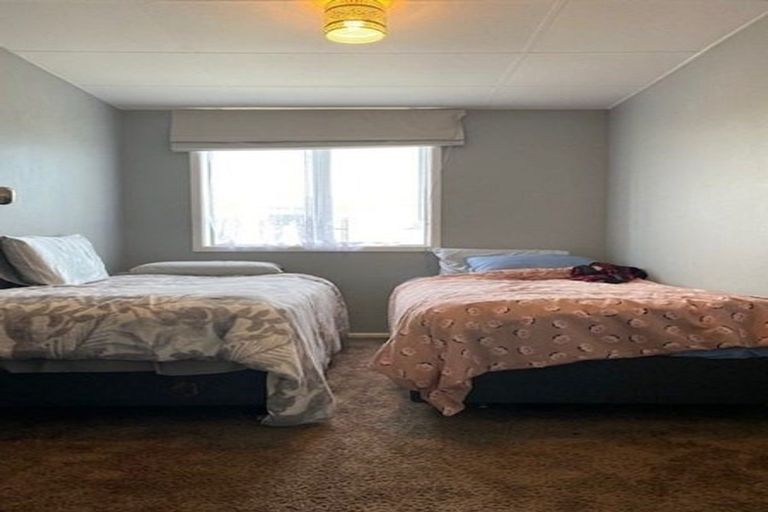 Photo of property in 2 Villers Street, Bay View, Napier, 4104