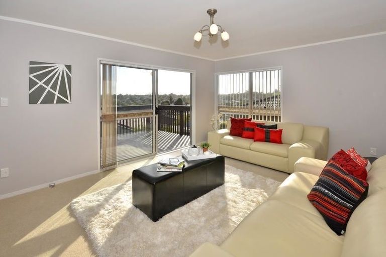 Photo of property in 2/42 Cherry Road, Bucklands Beach, Auckland, 2014