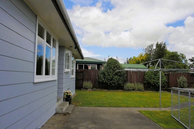 Photo of property in 79 Robinson Crescent, Westbrook, Palmerston North, 4412