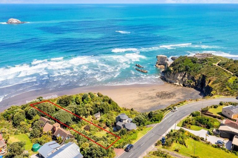 Photo of property in 41 Waitea Road, Muriwai, 0881