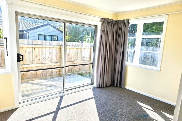 Photo of property in 29 Compton Crescent, Taita, Lower Hutt, 5011