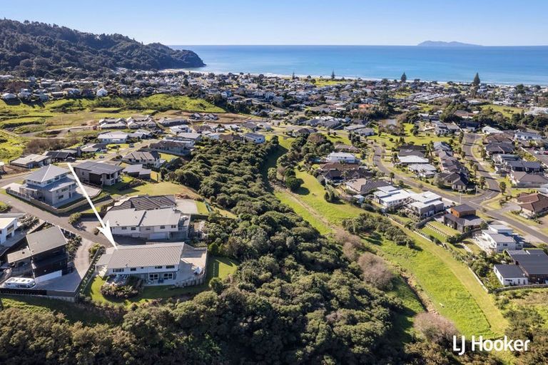 Photo of property in 33 Tohora View, Waihi Beach, 3611