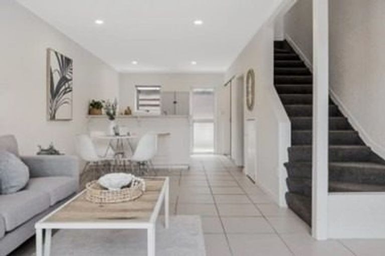 Photo of property in 7/20 Miro Street, Mount Maunganui, 3116