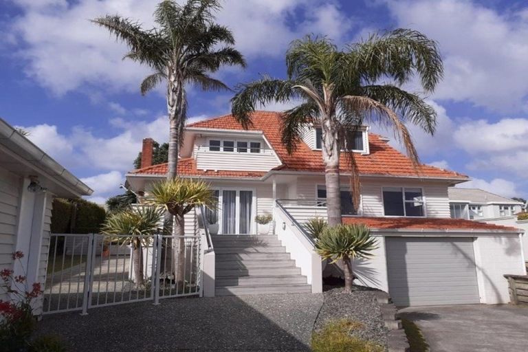Photo of property in 5 Walter Street, Hauraki, Auckland, 0622