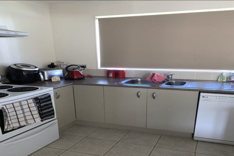 Photo of property in 17a Roslyn Road, Mount Wellington, Auckland, 1060