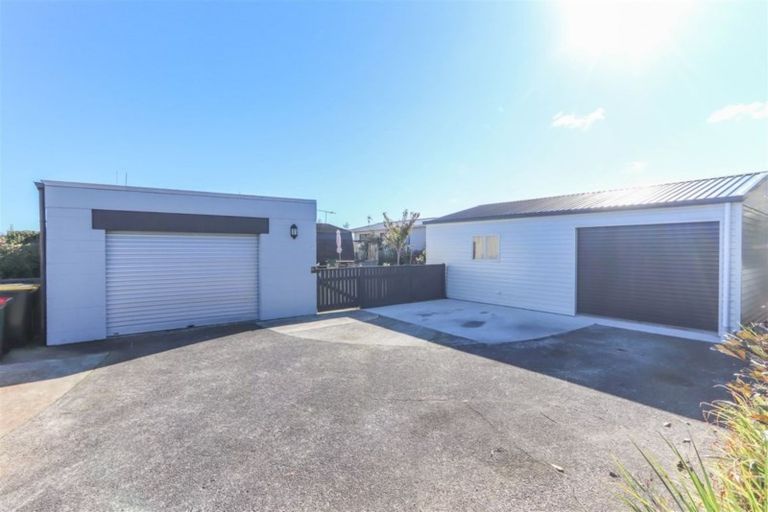 Photo of property in 27 Towai Street, Inglewood, 4330