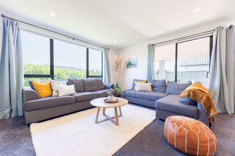 Photo of property in 12 Teiaroa Street, Waikanae, 5036