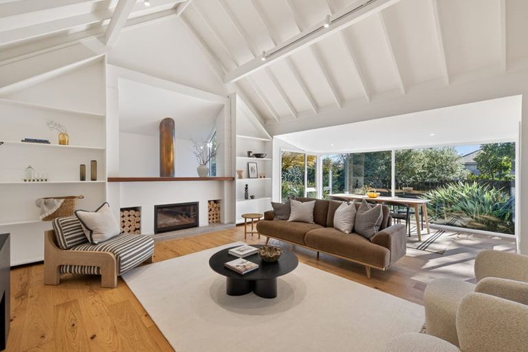 Photo of property in 166 Ilam Road, Ilam, Christchurch, 8041