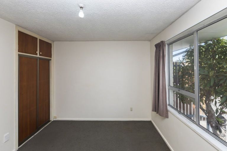 Photo of property in 2/8 Sylvan Street, Hillmorton, Christchurch, 8024