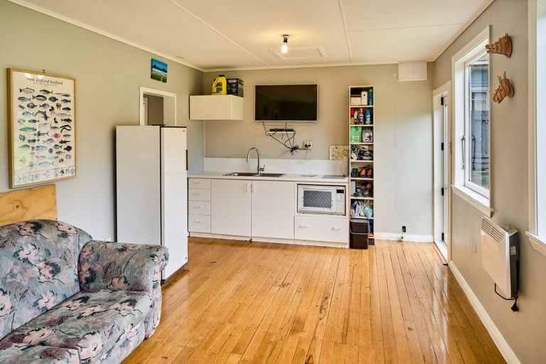 Photo of property in 2 Te Motu Road, Pukerua Bay, 5026