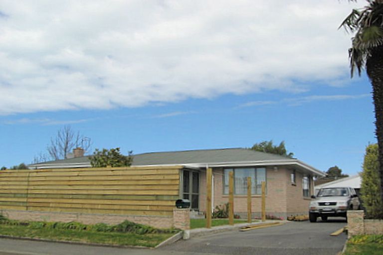 Photo of property in 13 Petries Road, Woodend, 7610