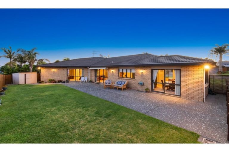 Photo of property in 20 Norm Pellow Drive, Manurewa, Auckland, 2105