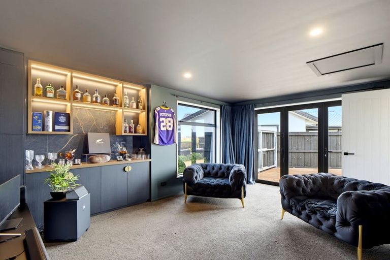 Photo of property in 24 Gisele Crescent, Halswell, Christchurch, 8025