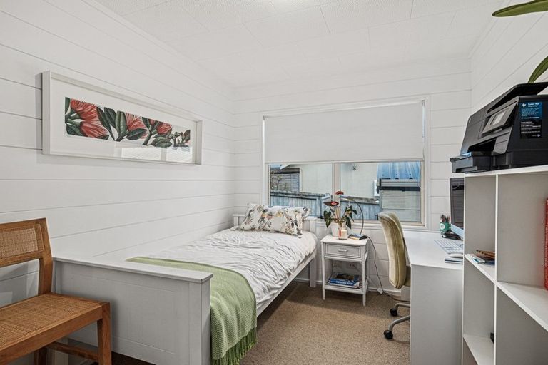 Photo of property in 2 Excelsior Way, Omaha, 0986