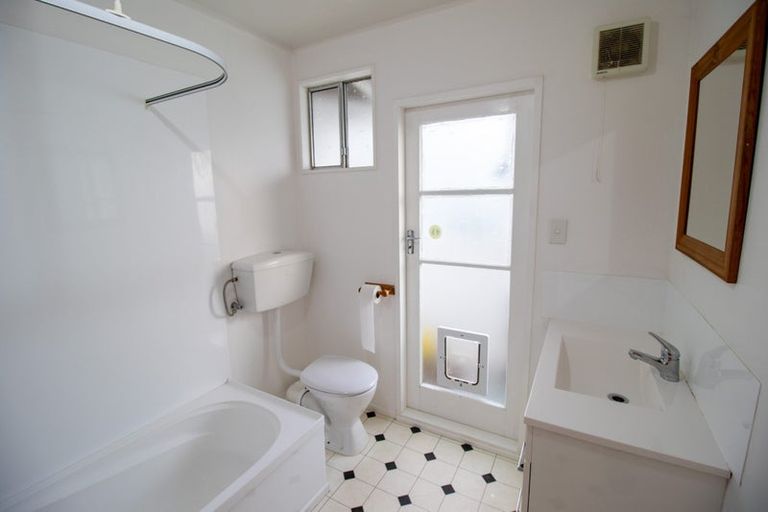 Photo of property in 107d Fraser Avenue, Johnsonville, Wellington, 6037