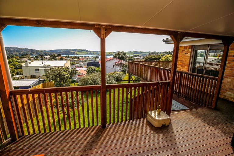 Photo of property in 7 Park Drive, Raglan, 3225
