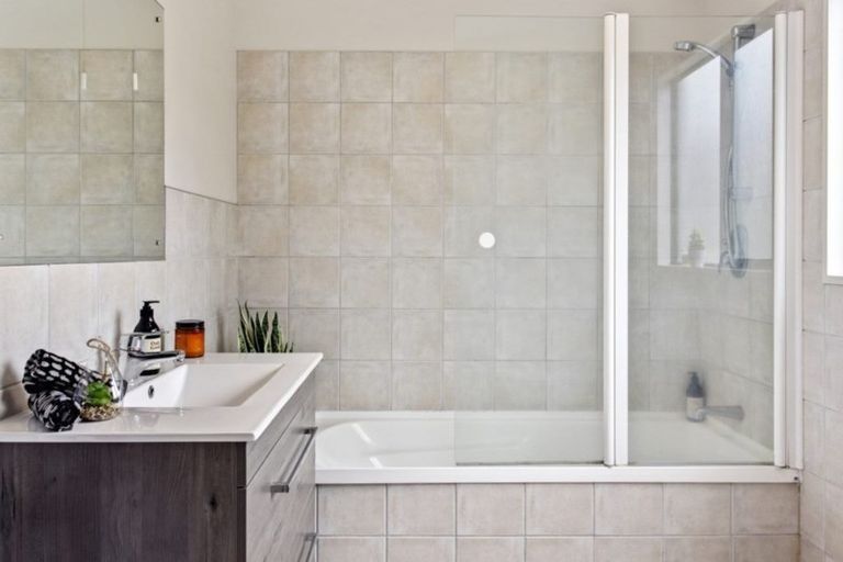 Photo of property in 5 Stoneyhurst Street, St Albans, Christchurch, 8014