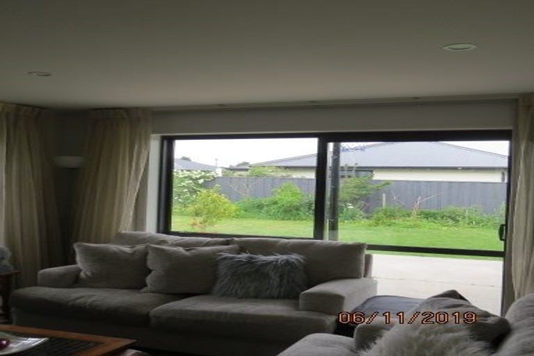 Photo of property in 33 Riverview Road, Rangiora, 7400