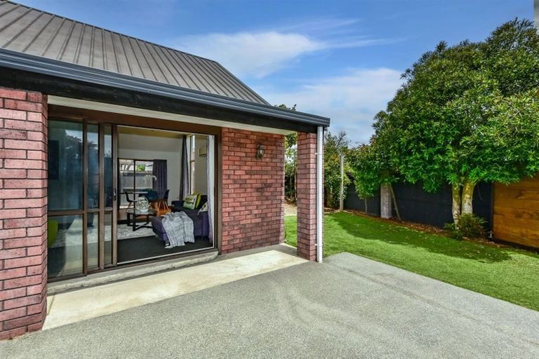 Photo of property in 50 Radiata Avenue, Parklands, Christchurch, 8083
