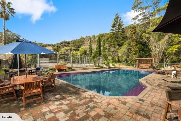 Photo of property in 118 Bethells Road, Waitakere, Henderson, 0781