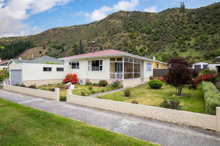 Photo of property in 157 Scotland Street, Roxburgh, 9500