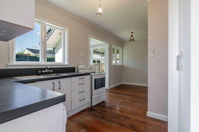 Photo of property in 37 Worcester Street, West End, Palmerston North, 4410