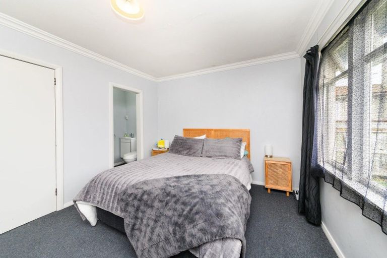Photo of property in 34 East Street, Terrace End, Palmerston North, 4410
