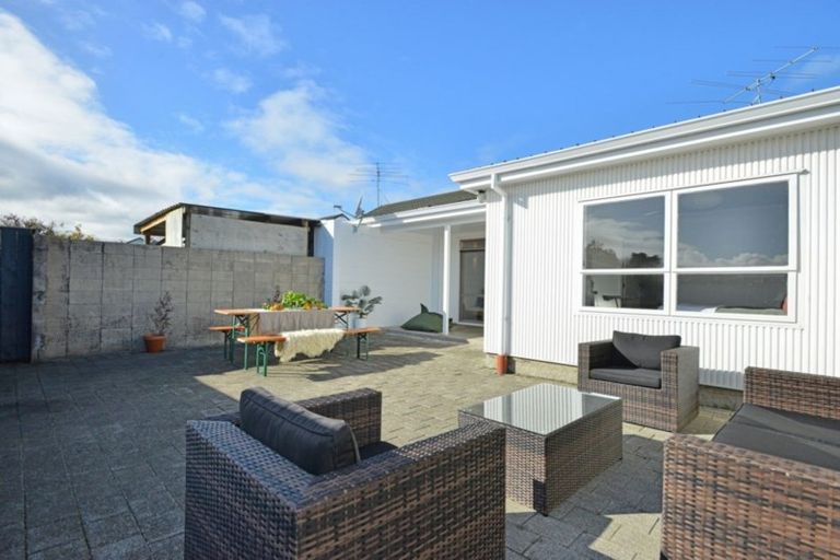 Photo of property in 2 Stevenson Lane, Kaiti, Gisborne, 4010