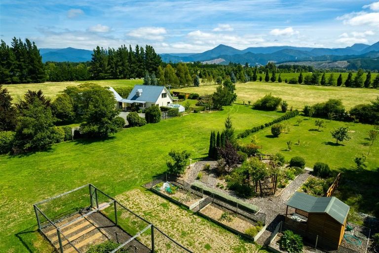 Photo of property in 10 Fishtail Vue, Wairau Valley, Blenheim, 7271