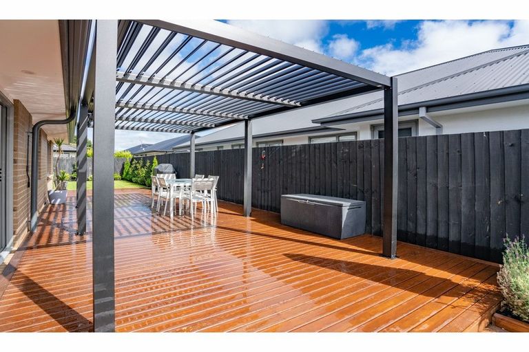 Photo of property in 6 Parawai Street, Marshland, Christchurch, 8083
