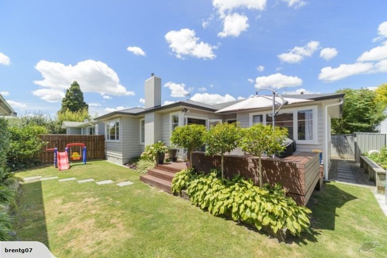 Photo of property in 22 Akaroa Avenue, Awapuni, Palmerston North, 4412
