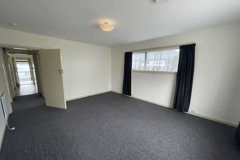 Photo of property in 352 Blenheim Road, Upper Riccarton, Christchurch, 8041