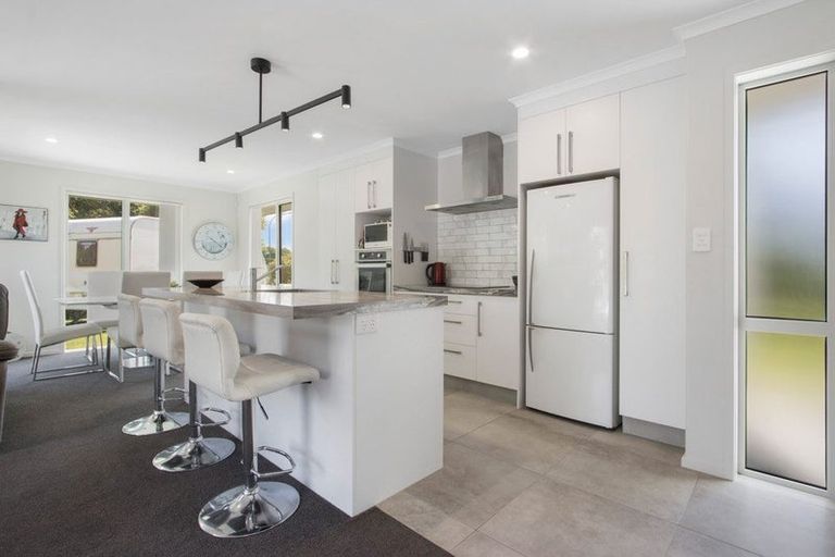 Photo of property in 6a Highfields Drive, Katikati, 3129