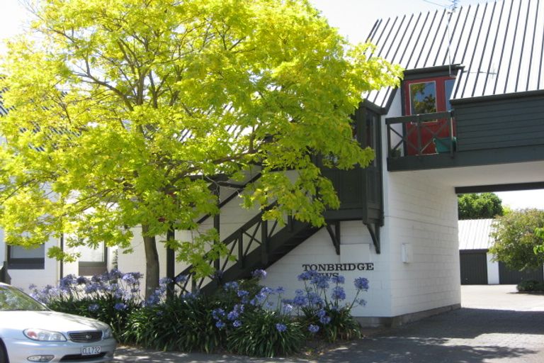 Photo of property in 8/12 Shrewsbury Street, Merivale, Christchurch, 8014