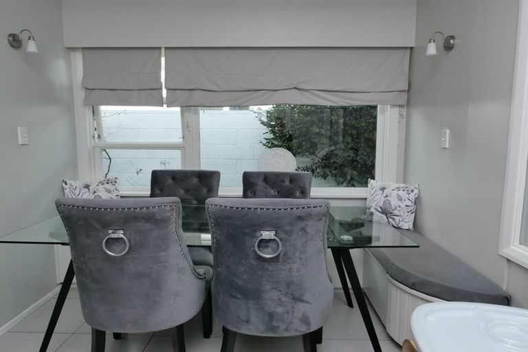 Photo of property in 58 Wharemauku Road, Raumati Beach, Paraparaumu, 5032