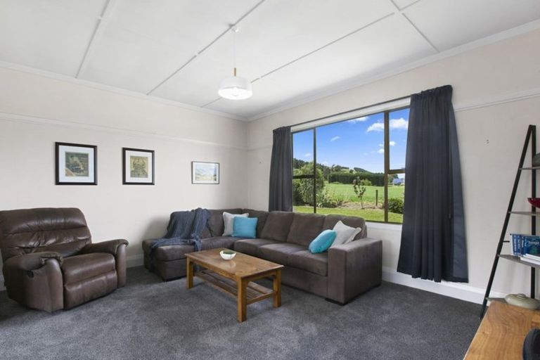 Photo of property in 720 Outram-mosgiel Road, Riverside, Outram, 9073