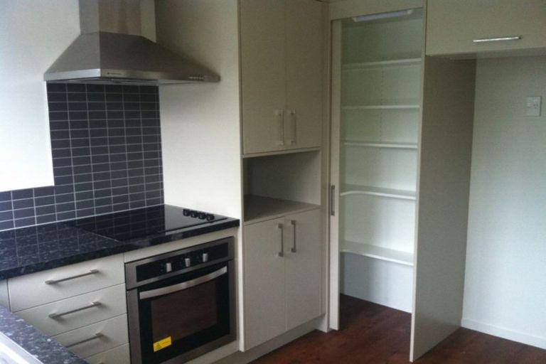 Photo of property in 4/82 Packe Street, Edgeware, Christchurch, 8013