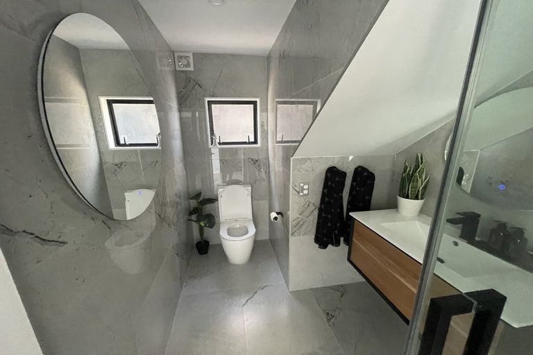 Photo of property in 4 Halyard Place, Te Atatu Peninsula, Auckland, 0610