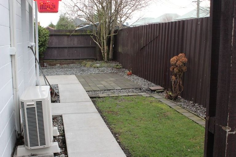 Photo of property in 2/82 Bishop Street, St Albans, Christchurch, 8014