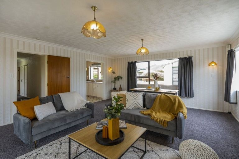 Photo of property in 51 Andrew Street, Waikanae, 5036