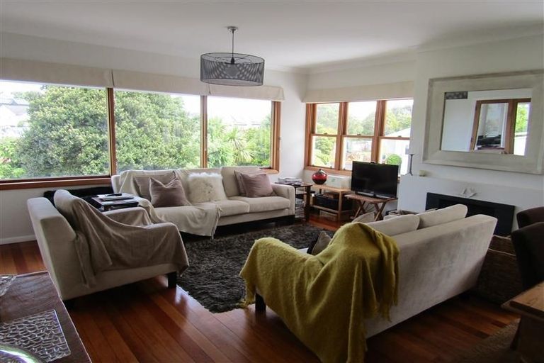 Photo of property in 45a Box Hill, Khandallah, Wellington, 6035