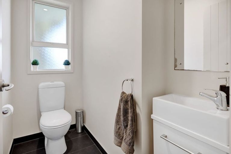 Photo of property in 253 Lwr Pitone Road, Pitone, New Plymouth, 4374