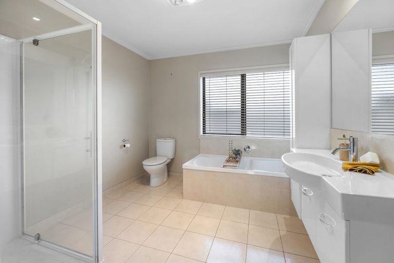 Photo of property in 1 Carroll Place, Owhata, Rotorua, 3010