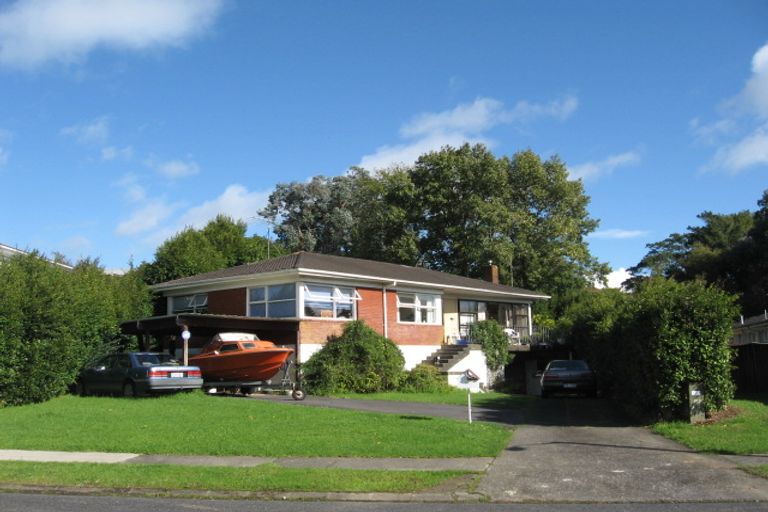 Photo of property in 57 Ennis Avenue, Pakuranga Heights, Auckland, 2010