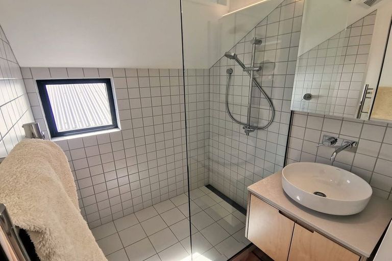 Photo of property in 108 Aro Street, Aro Valley, Wellington, 6021